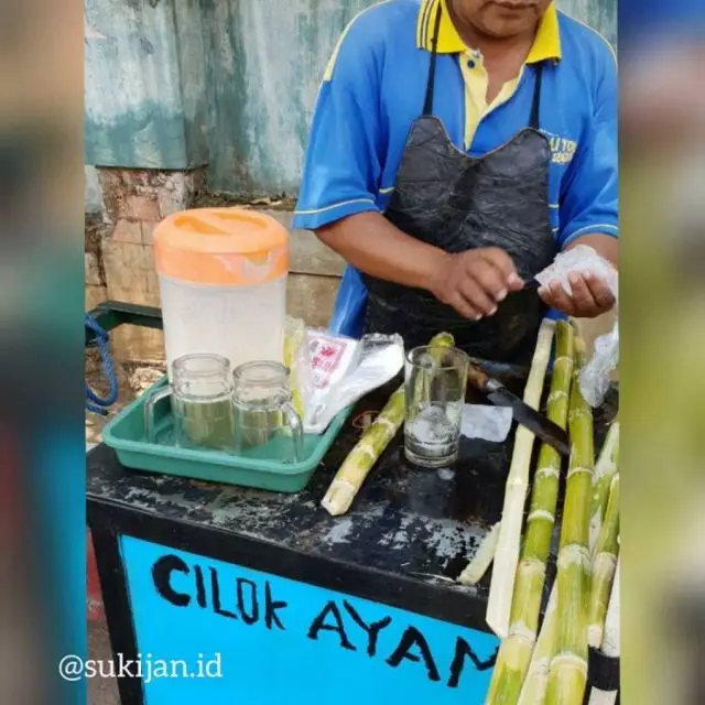 Tulisan di gerobak cilok © berbagai sumber Tulisan di gerobak cilok © berbagai sumber