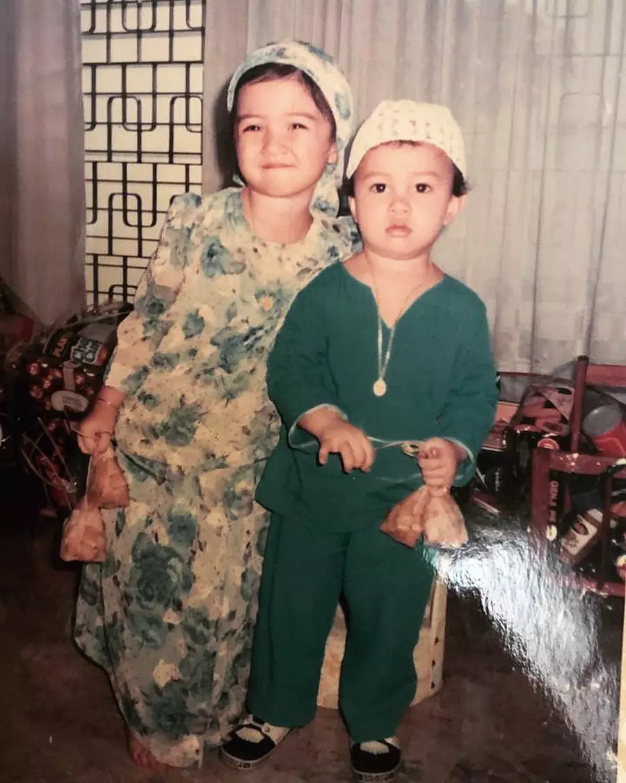 masa kecil raline © Instagram