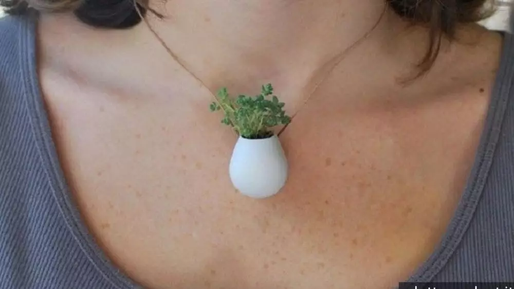 desain liontin kalung © Berbagai Sumber