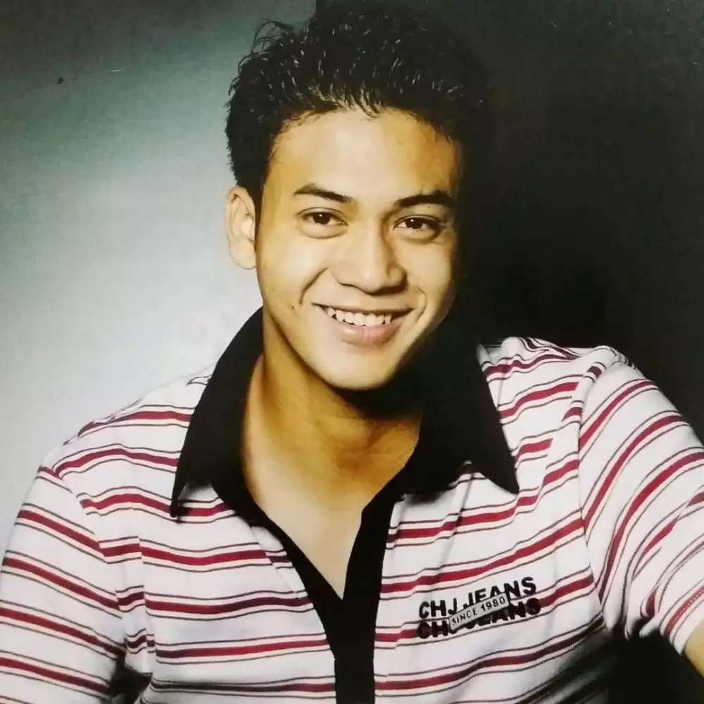 Transformasi gaya rambut Dimaz Andrean © 2021 brilio.net Transformasi gaya rambut Dimaz Andrean © 2021 brilio.net