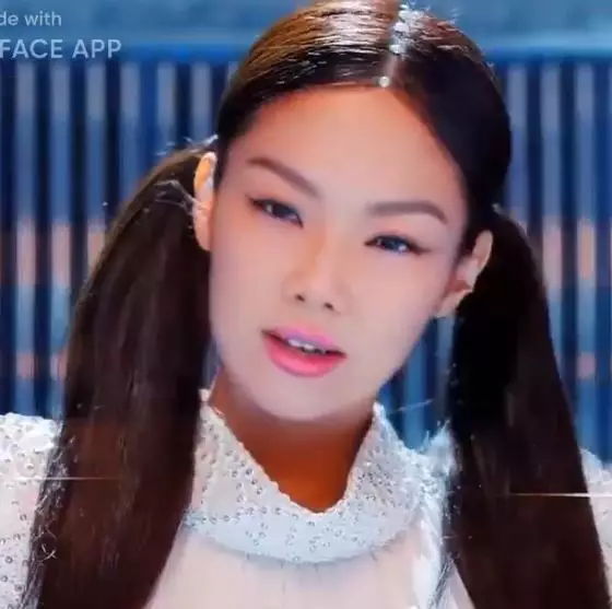 editan foto Kalina © Instagram