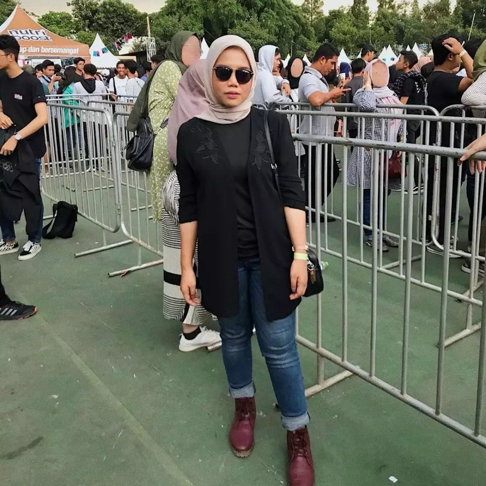 pasangan viral SMA Azhari ©Instagram