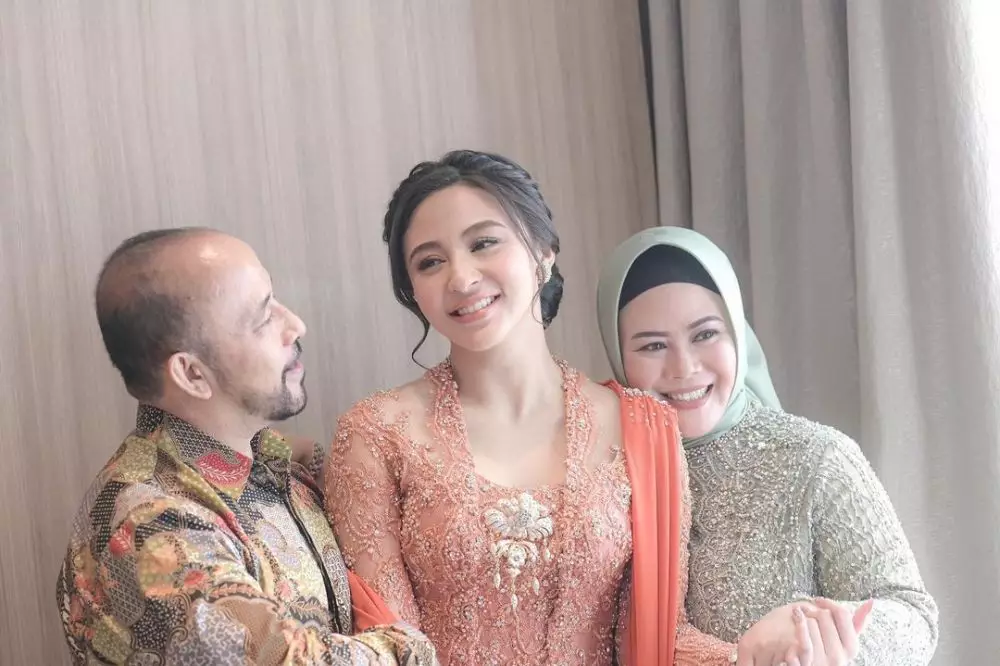 Seleb cantik anak polisi dan tentara © Instagram Seleb cantik anak polisi dan tentara © Instagram