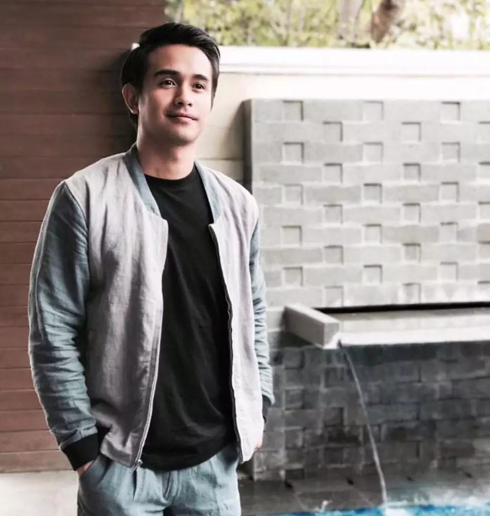 Potret Ajun Perwira di awal karier © 2021 brilio.net