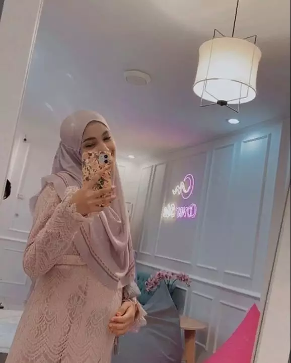 ootd nadya mustika © Instagram