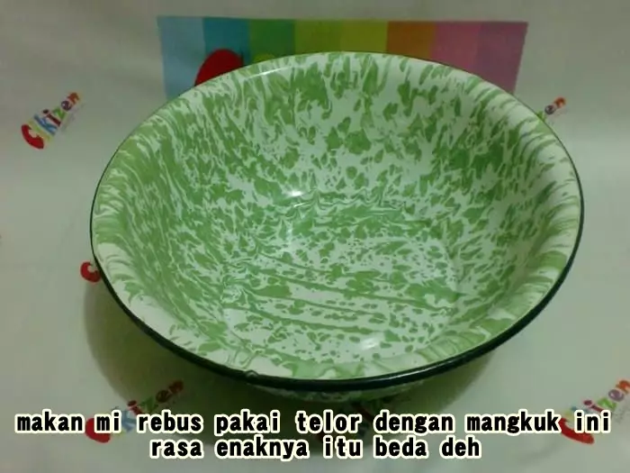 Meme alat kuno di rumah Berbagai sumber