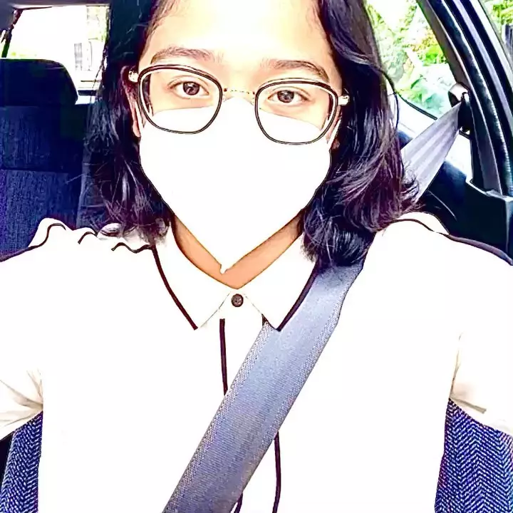 kado Cinta ultah ke-17 © Instagram