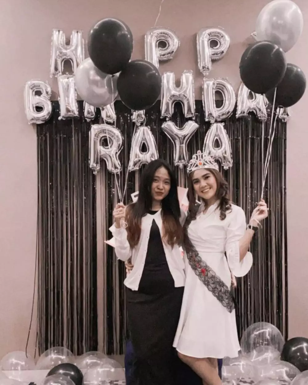 Ulang tahun Raya Kitty ke-27 © Instagram