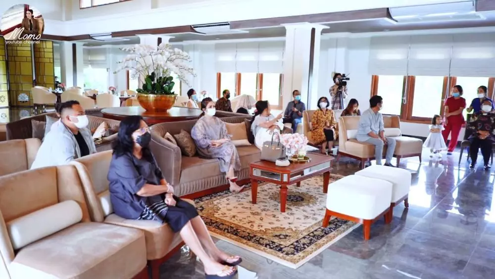 Selapan baby Abe © YouTube