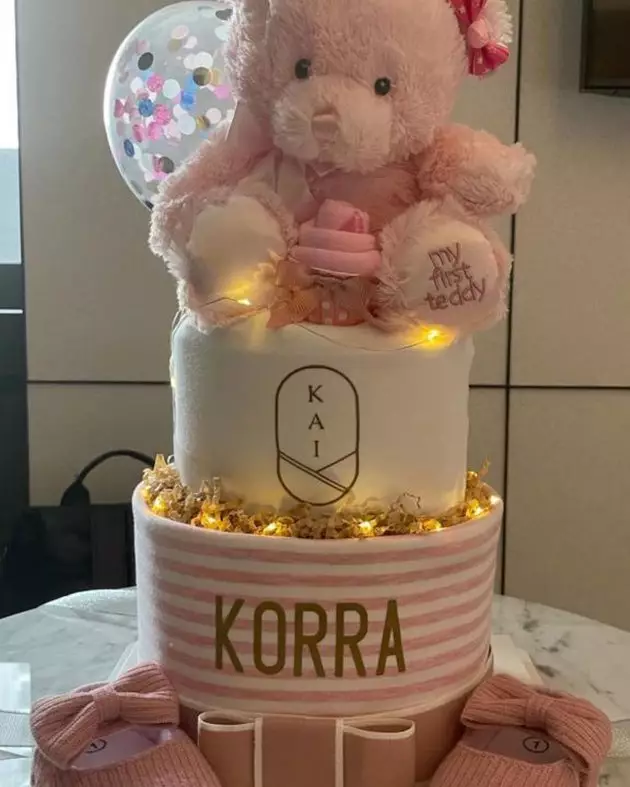 Momen Adinda Bakrie pasca melahirkan © Instagram Momen Adinda Bakrie pasca melahirkan © Instagram