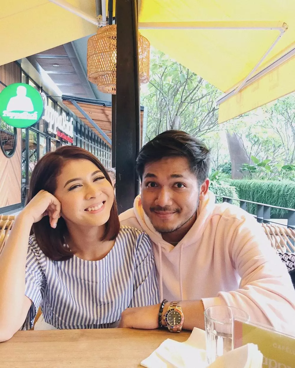 Kesha Adhi pacaran hingga nikah © Instagram Kesha Adhi pacaran hingga nikah © Instagram