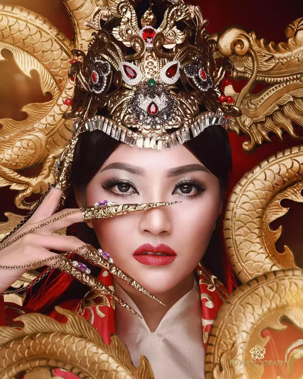 Gaya Sarwendah dalam nuansa Imlek © Instagram