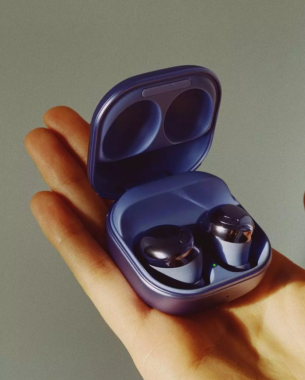 Fakta tentang Galaxy Buds Pro © 2021 brilio.net Fakta tentang Galaxy Buds Pro © 2021 brilio.net
