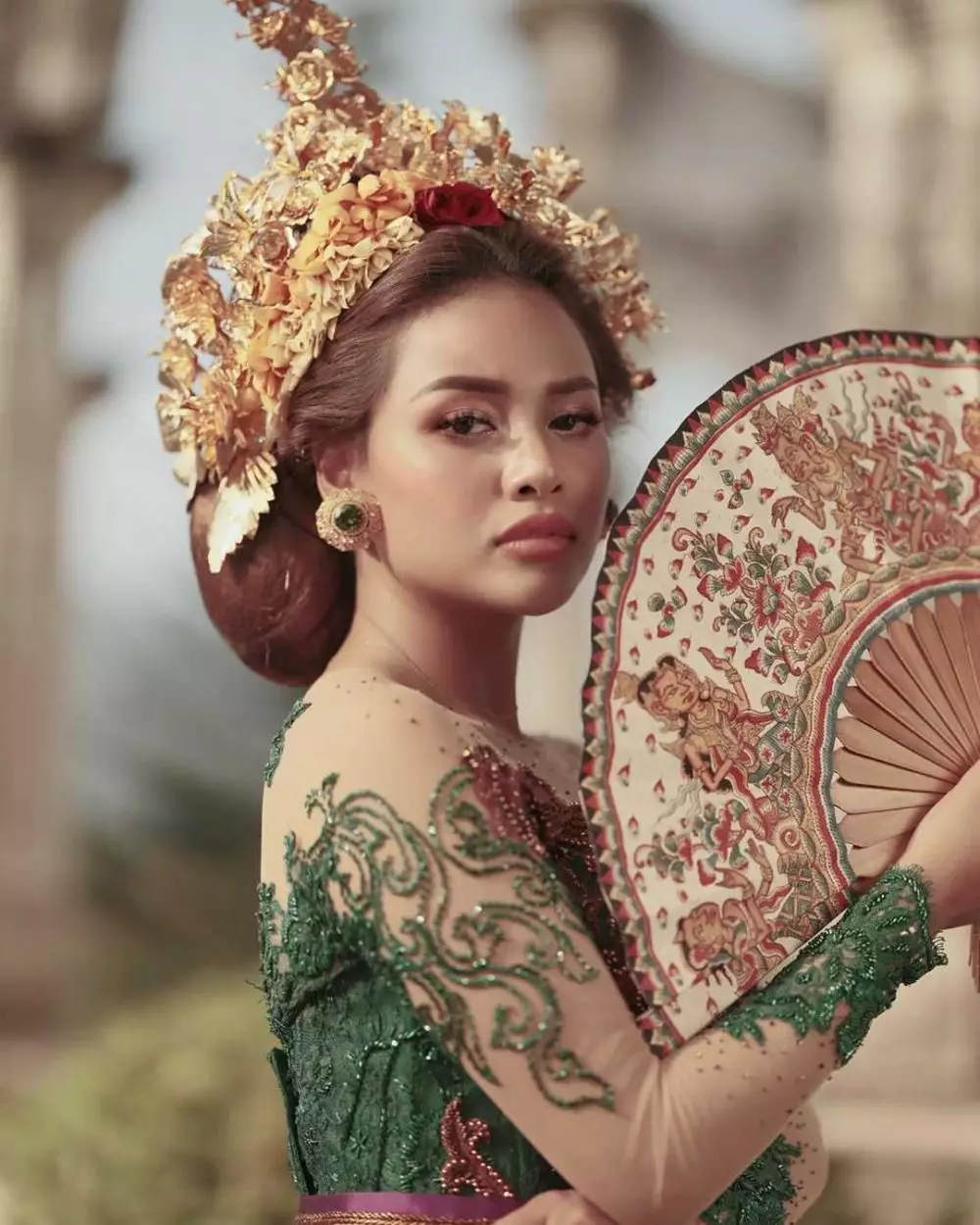 pemotretan seleb dengan busana adat bali © Instagram pemotretan seleb dengan busana adat bali © Instagram