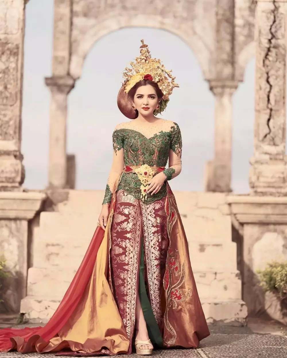 pemotretan seleb dengan busana adat bali © Instagram pemotretan seleb dengan busana adat bali © Instagram