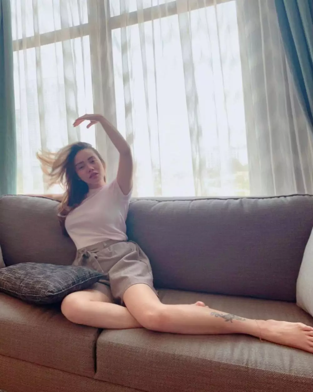 Mawar AFI tak sengaja pamer tato Instagram