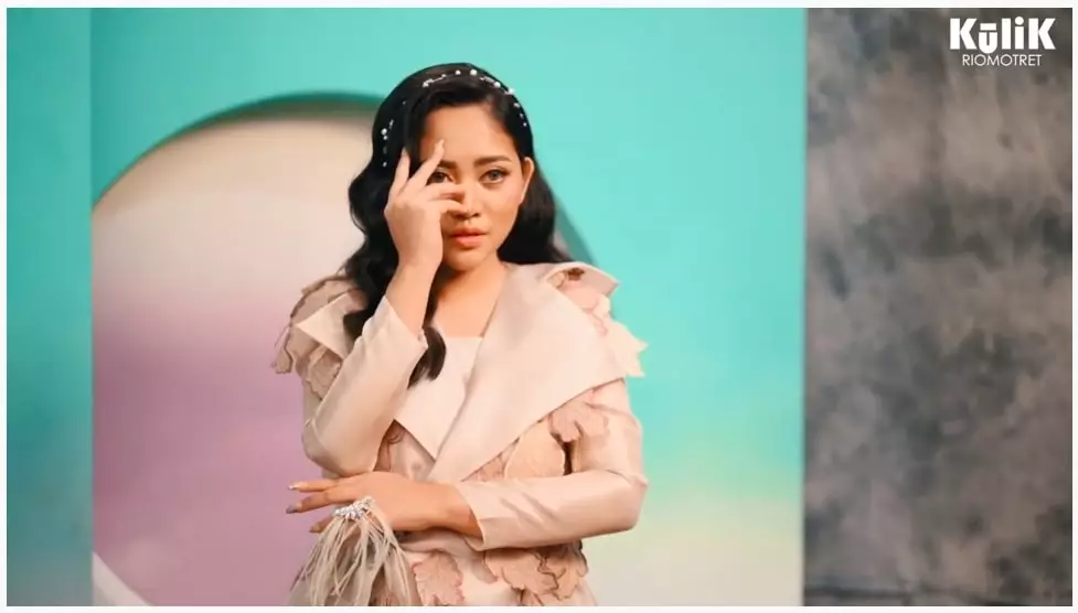 pemotretan teranyar Rachel Vennya © YouTube