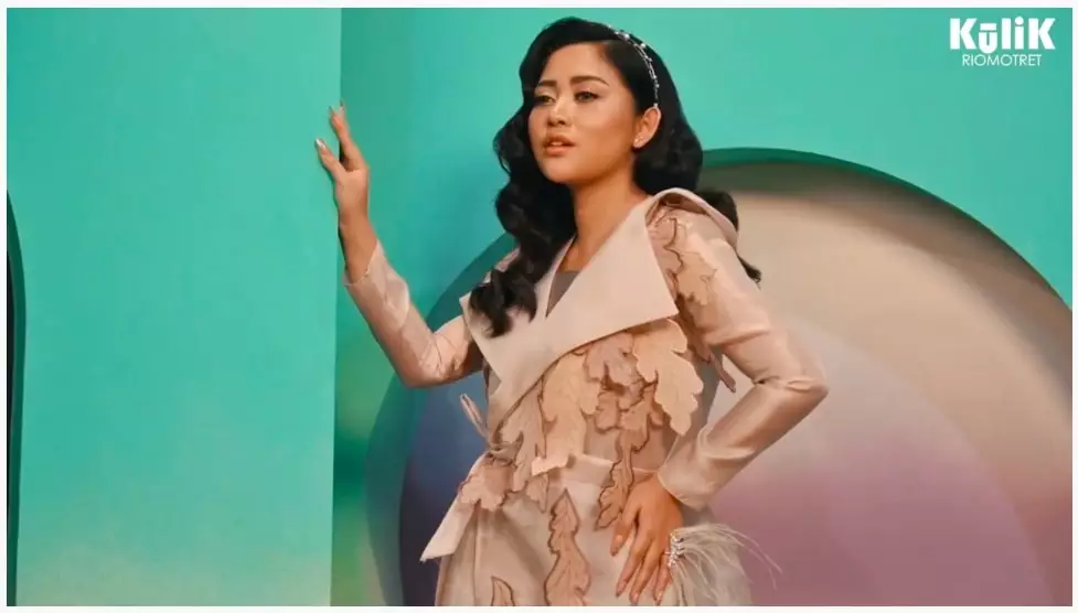 pemotretan teranyar Rachel Vennya © YouTube