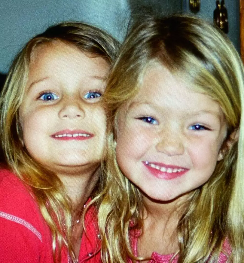 Potret masa kecil seleb bersaudara mirip © Instagram