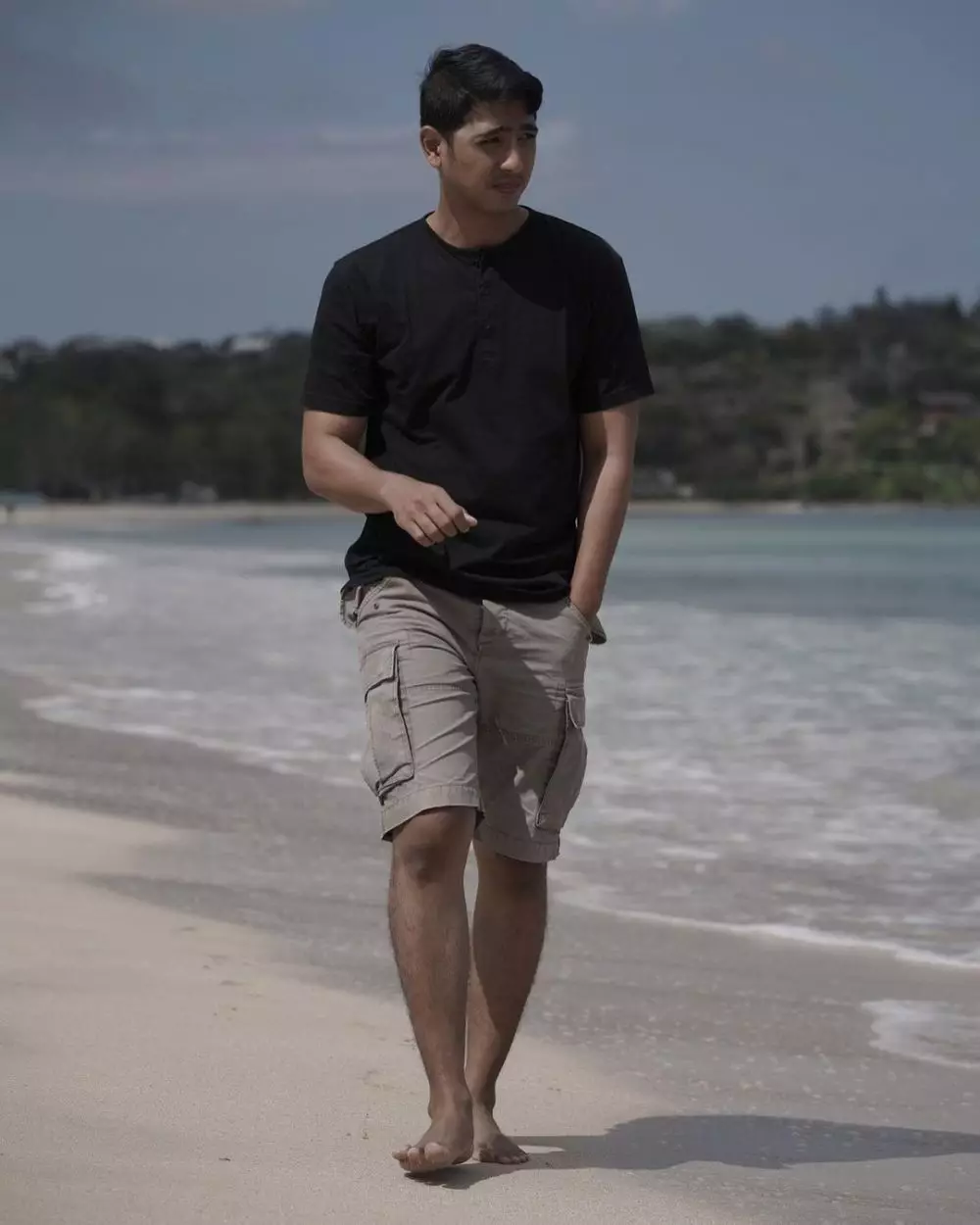 Gaya Arya Saloka ala anak ABG © Instagram