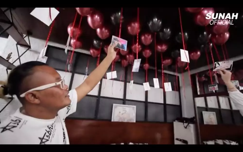 Nathalie Holscher beri kejutan Valentine ke Sule YouTube Nathalie Holscher beri kejutan Valentine ke Sule YouTube