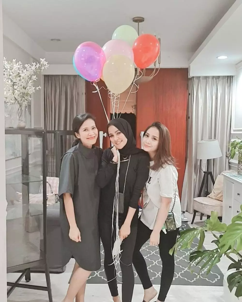 ultah Olla ke-41 © Instagram