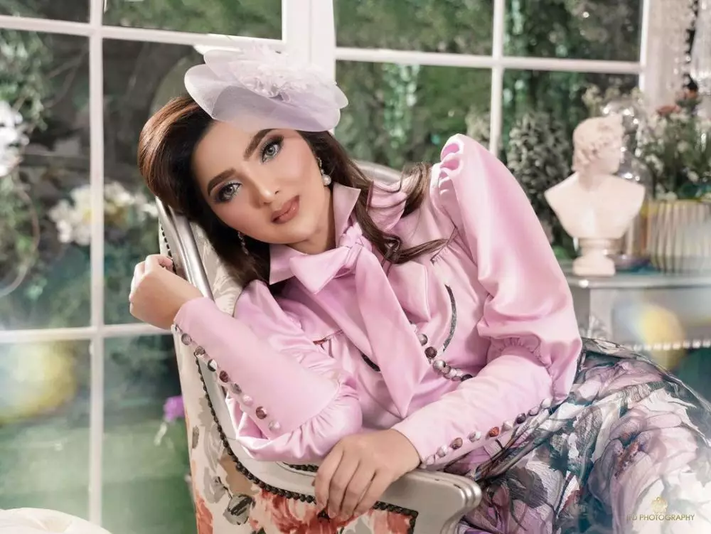 Pemotretan keluarga Hermansyah bertema valentine © Instagram