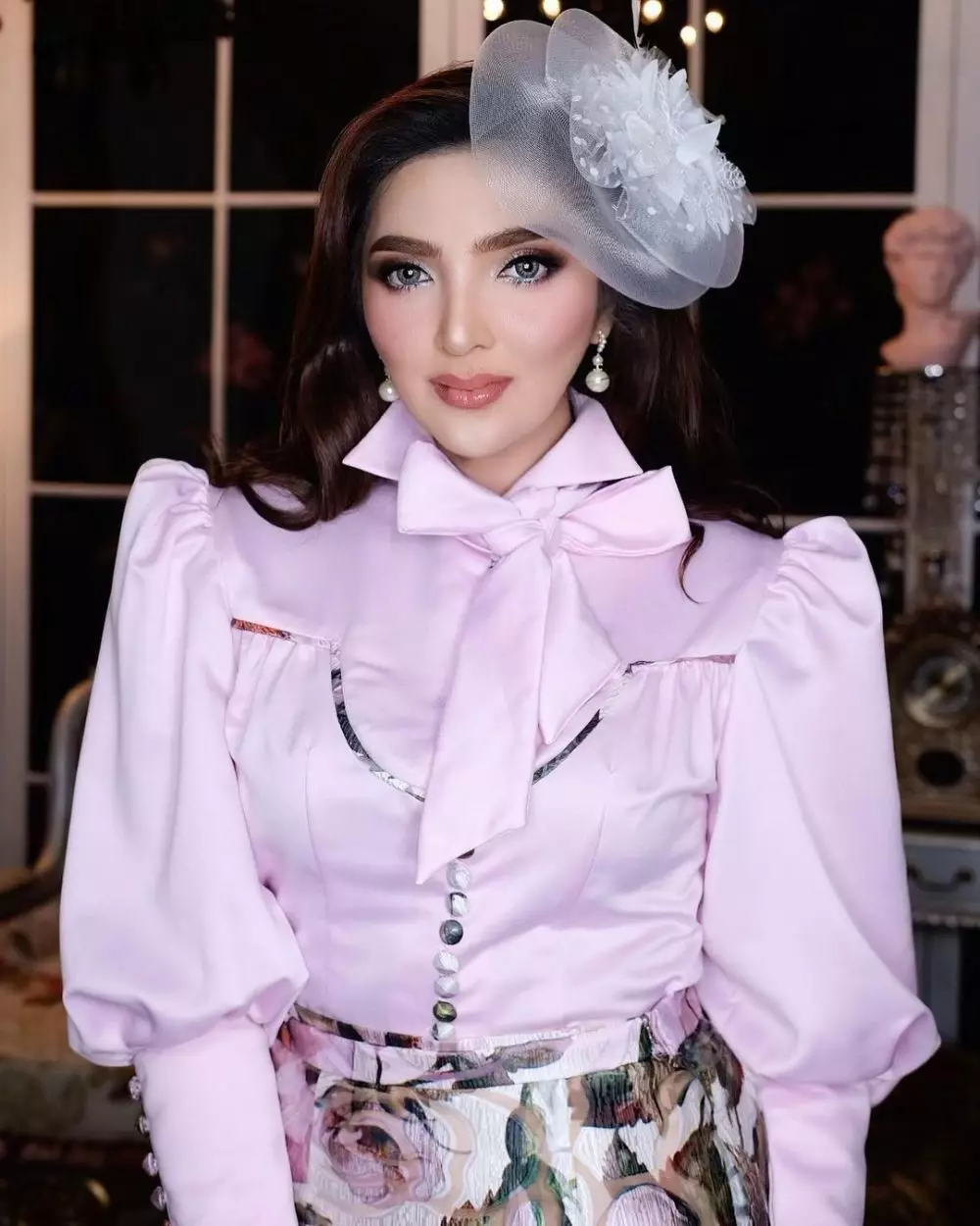 Pemotretan keluarga Hermansyah bertema valentine © Instagram