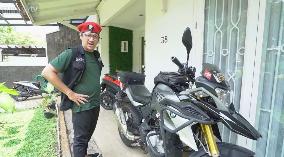 10 potret rumah Ferry Maryadi © YouTube