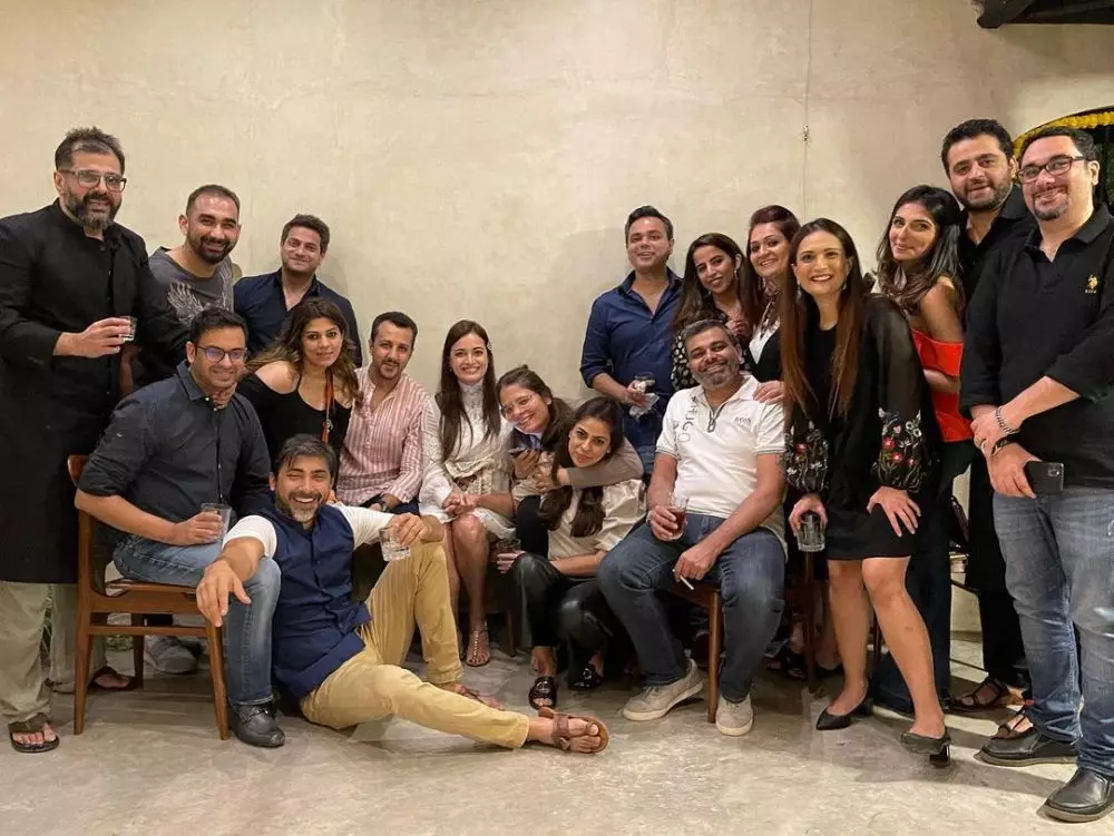 Potret pernikahan artis Bollywood Dia Mirza Instagram