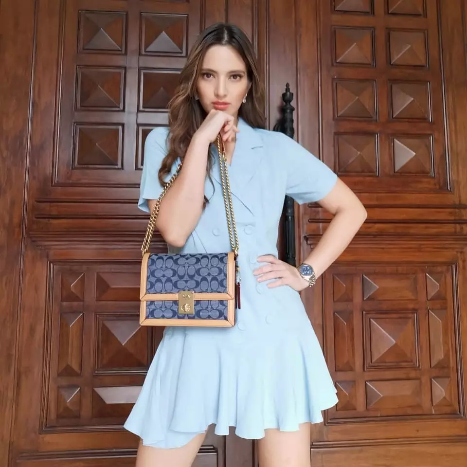 Curhat Nia Ramadhani soal orang tua © 2021 brilio.net Instagram Curhat Nia Ramadhani soal orang tua © 2021 brilio.net Instagram