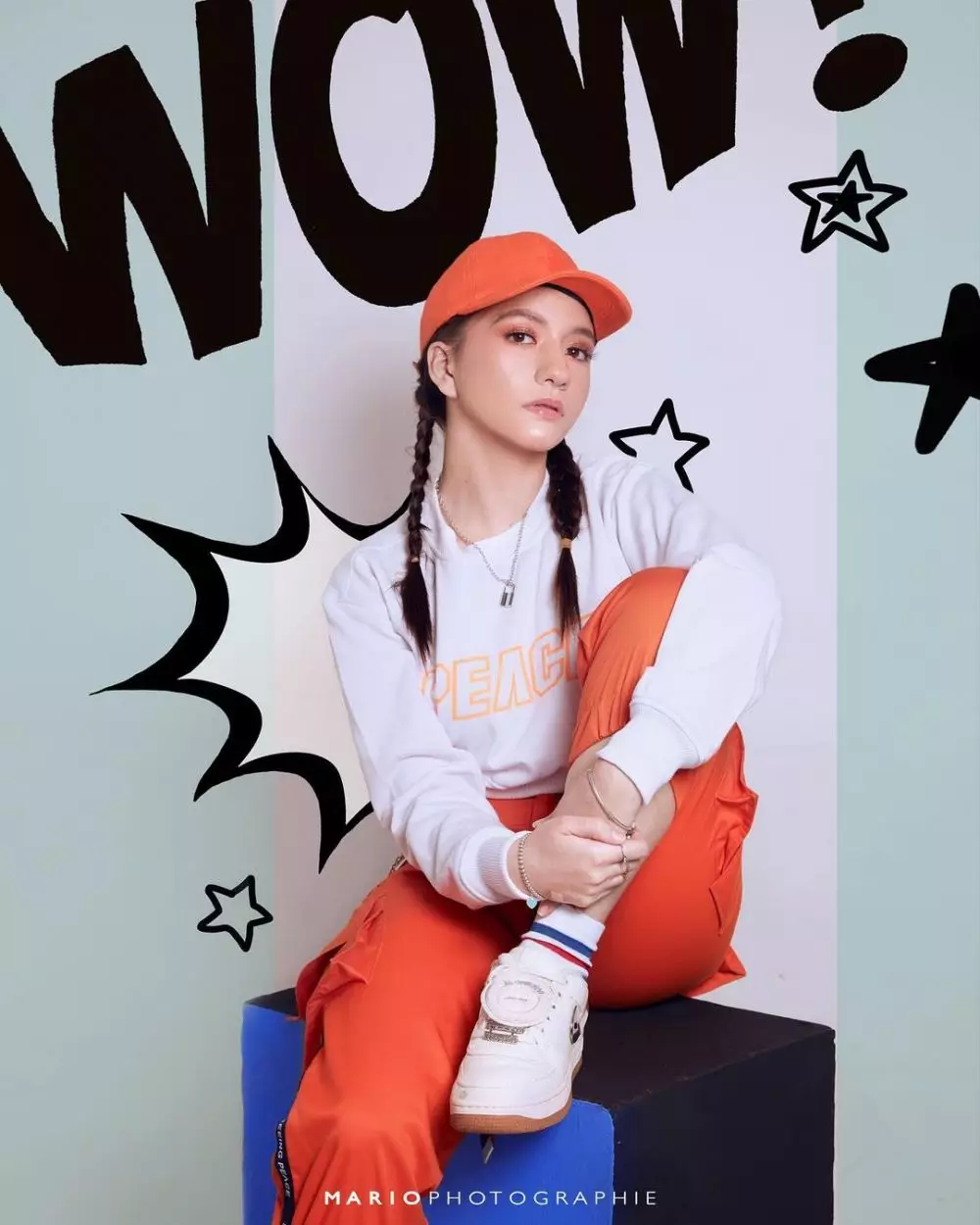 Cassandra Lee bermakeup tebal © 2021 brilio.net