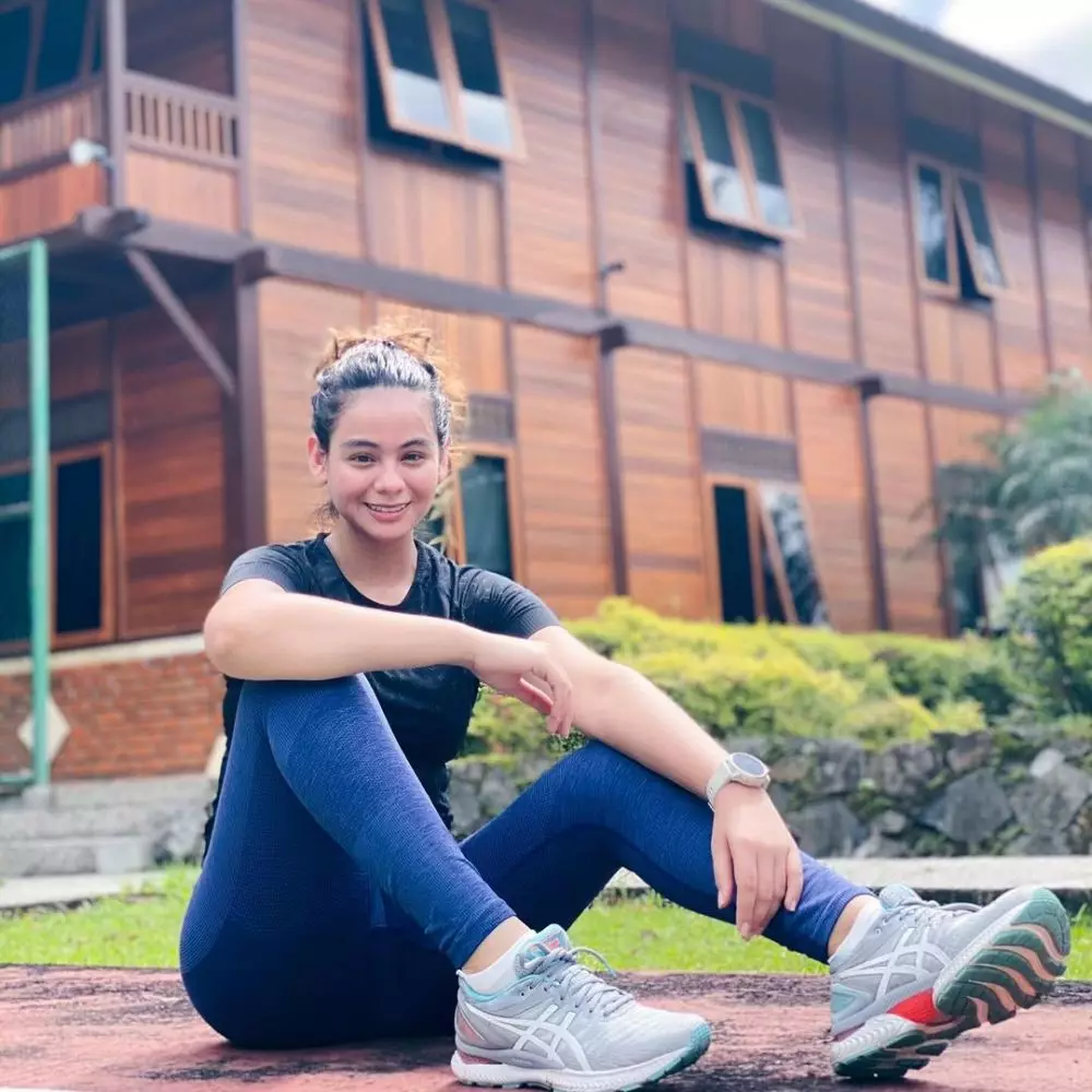 Seleb keturunan Arab tanpa makeup © Instagram