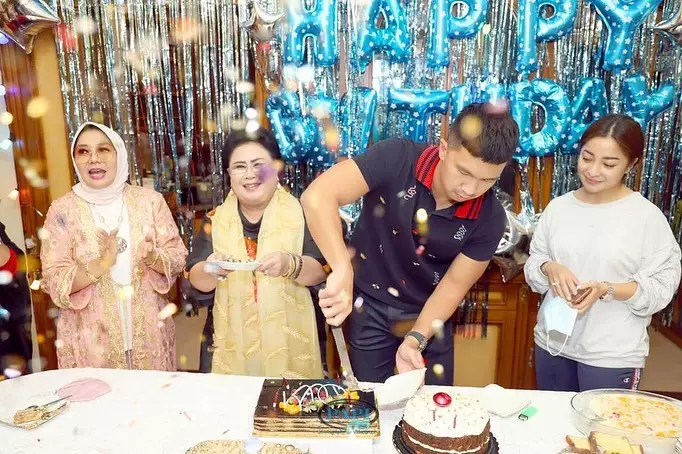 momen ultah indra ke-29 © Instagram