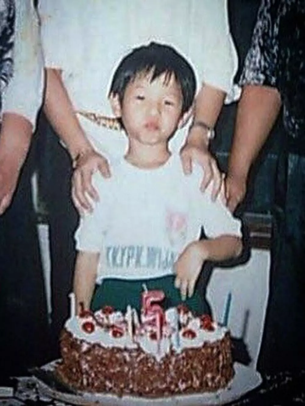 potret masa kecil seleb berdarah tionghoa © berbagai sumber