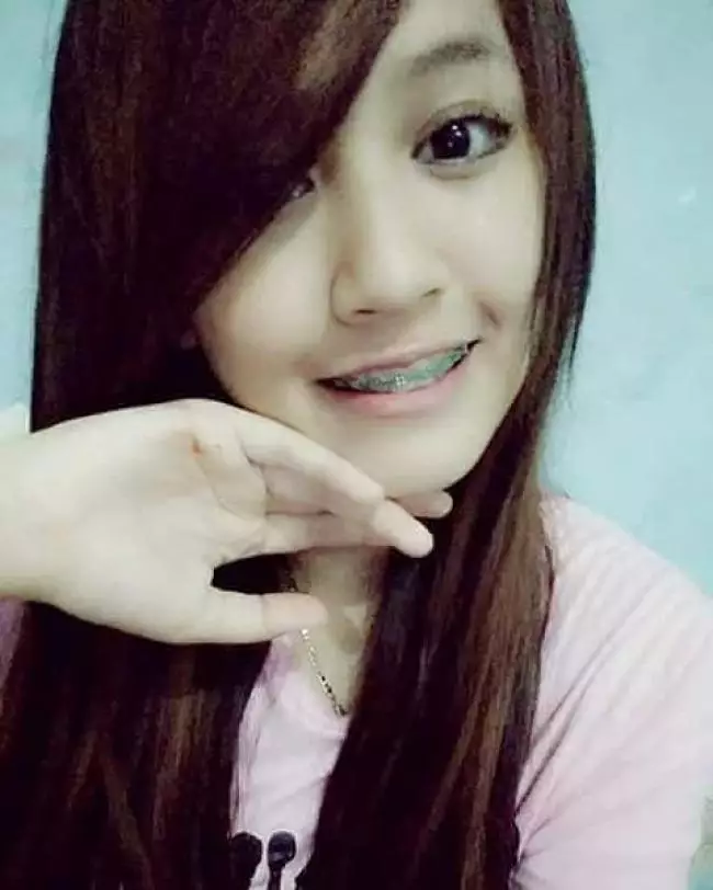 Happy Asmara saat sekolah © 2021 brilio.net Happy Asmara saat sekolah © 2021 brilio.net