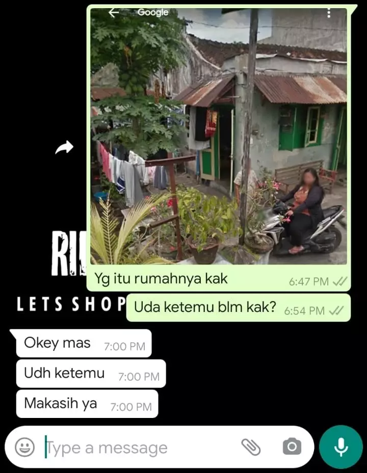 Chat kurir minta petunjuk rumah © Twitter