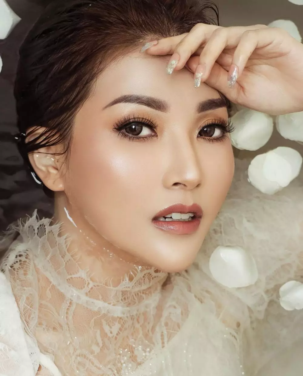 pemotretan sarwendah dalam air © 2021 brilio.net