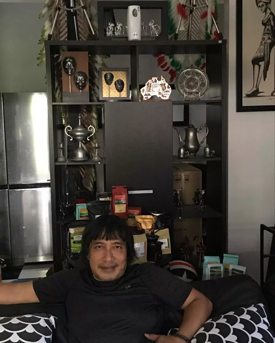 rumah Idoy Dunia terbalik © Instagram