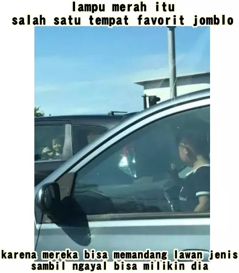 meme tingkah pengendara pas di lampu merah Berbagai sumber meme tingkah pengendara pas di lampu merah Berbagai sumber