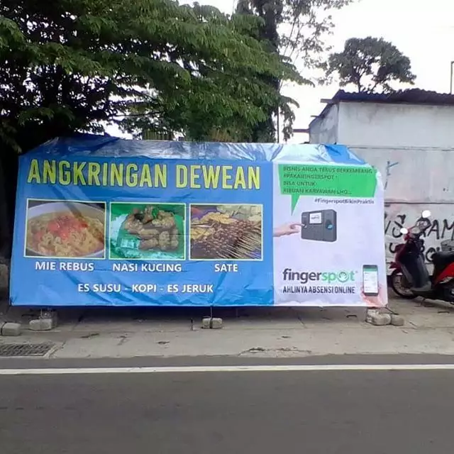 spanduk angkringan kocak © Berbagai Sumber