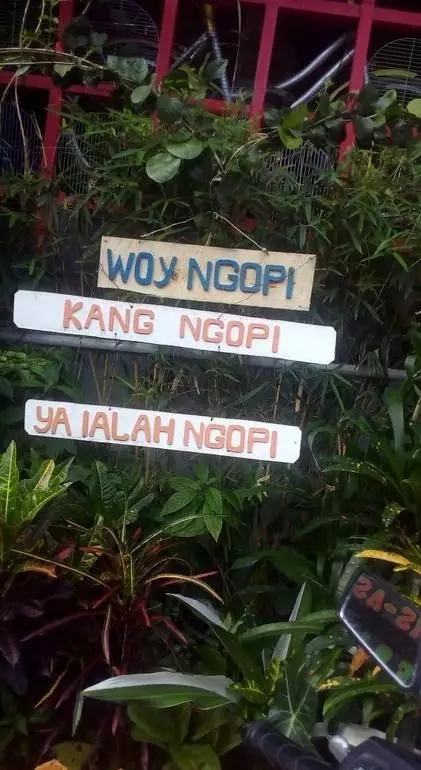 spanduk angkringan kocak © Berbagai Sumber