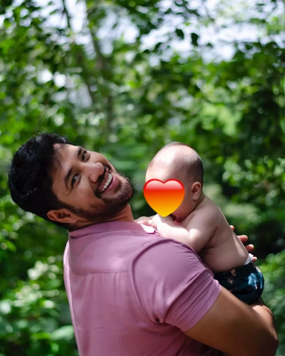 Nama anak seleb unik berbagai sumber