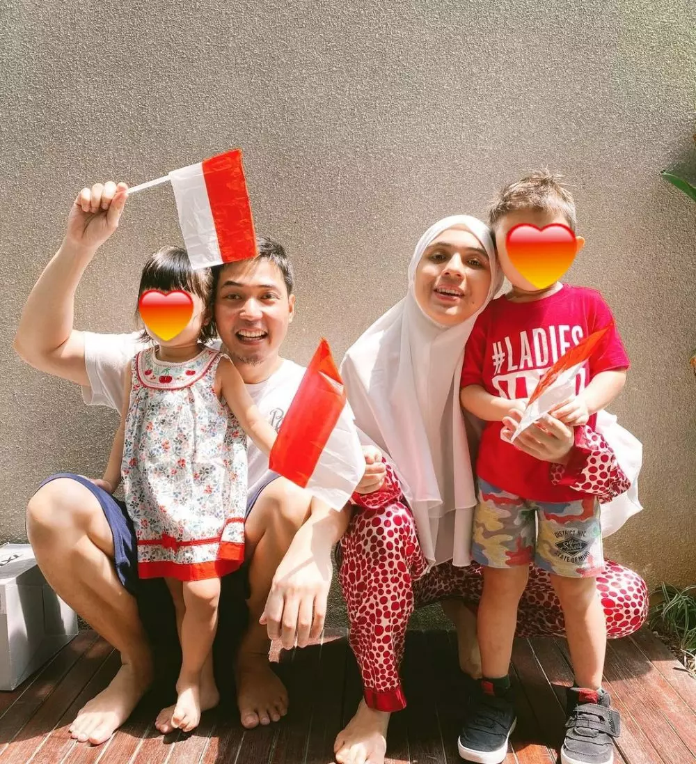 Nama anak seleb unik berbagai sumber