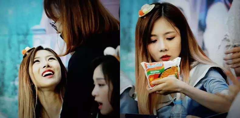 artis Korea tunjukkan kado mie instan Indonesia © 2021 brilio.net