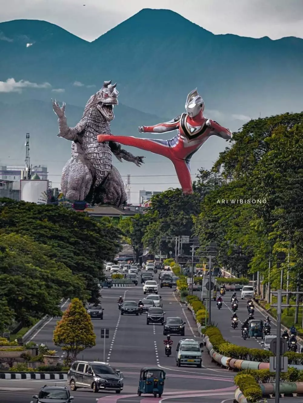 Editan foto gunung Gede Pangrango © 2021 brilio.net