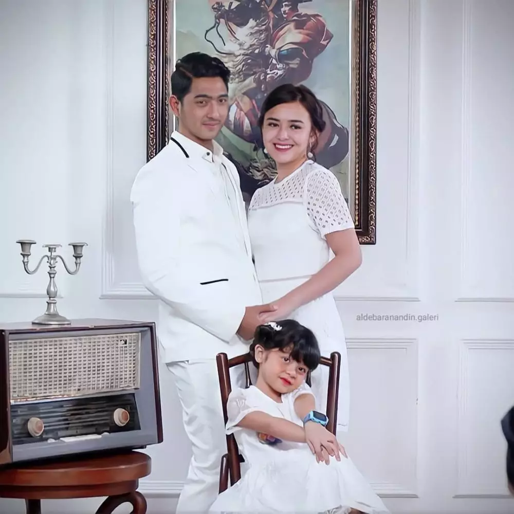 foto keluarga sinetron Ikatan Cinta © 2021 brilio.net