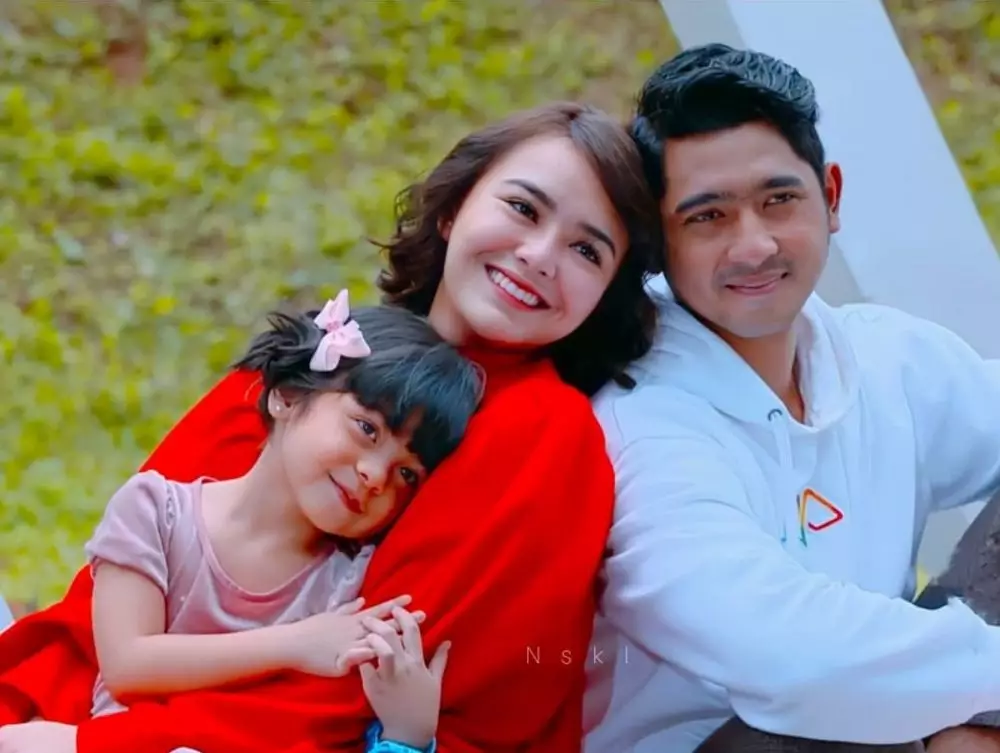 foto keluarga sinetron Ikatan Cinta © 2021 brilio.net
