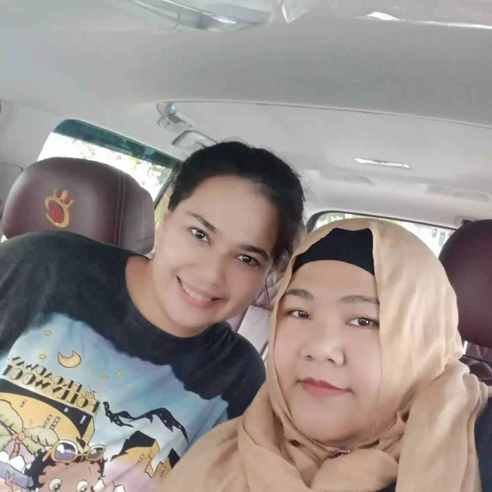 Potret terbaru Cathrine Wilson usai bebas © Instagram & YouTube Potret terbaru Cathrine Wilson usai bebas © Instagram & YouTube