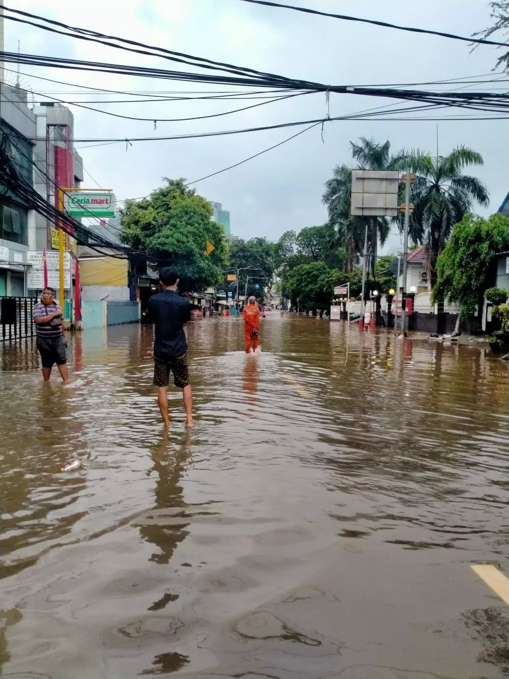 Banjir Jakarta 2021 © berbagai sumber Banjir Jakarta 2021 © berbagai sumber